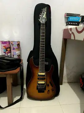 Dijual gitar listrik lengkap dengan sound merk ibanez S series