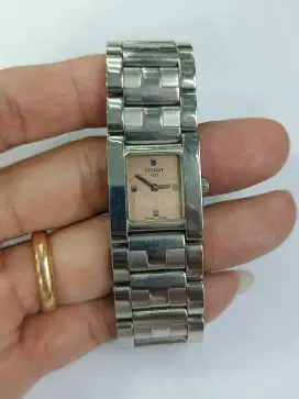 Tissot wanita L840K pink salmon dial original bekas bagus normal semua