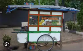 DICARI PEGAWAI UNTUK NASI GORENG GEROBAKAN