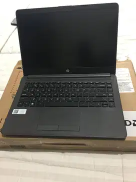 Laptop HP 8/256