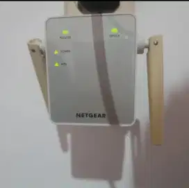 Wifi Range extender Netgear dual band