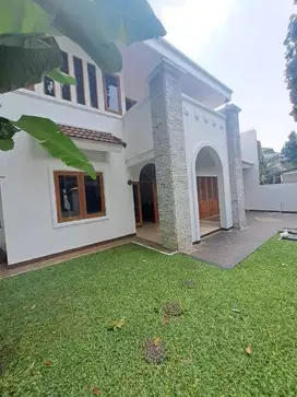 Sewa Rumah Mewah Full Furnished di pondok indah jakarta selatan