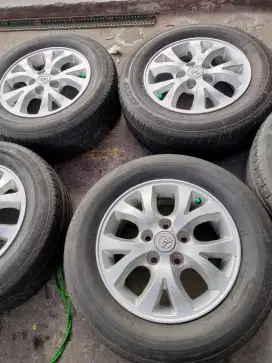 Velg Toyota inova G R.15 ori