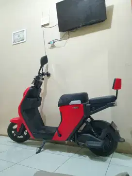 Dijual sepeda listrik uwinfly m60