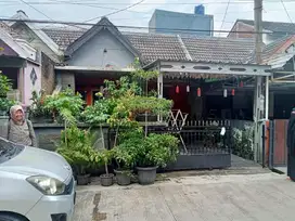 dijual rumah 1 lantai 3 kamar tidur 1 kamar mandi