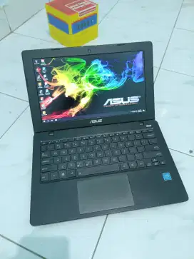 Laptop Asus NB X200MA slim 12inc btrai 4jam awet