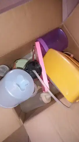 Perlengkapan dijual