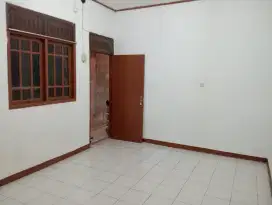 Kontrakan Sekamar