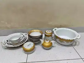 Vicenza Set. Wadah Makanan Bonus Banyak. Flash Sale!