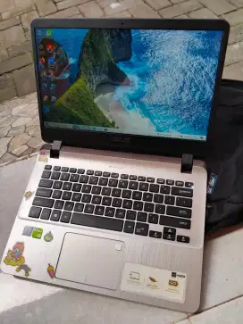 Laptop asus A407UF Intel core i3 grafis dual VGA kondisi prima