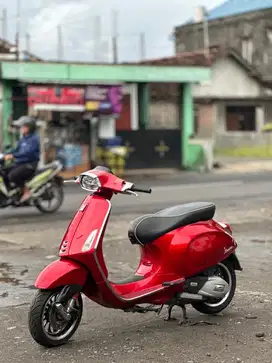 vespa sprint 2021 red scarlstto