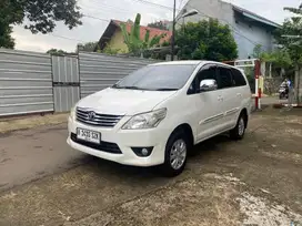 Toyota Kijang Innova 2012 Bensin