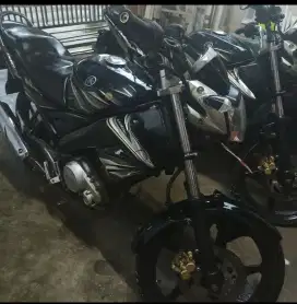 Yamaha New Vixion CW