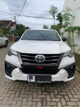 New Fortuner 2.4 VRZ TRD Sportivo Diesel Solar Matic 2016 All AT GR G