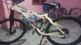 For sale Sepeda MTB! United Avand white