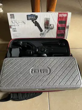 Fs Zhiyun smooth 4