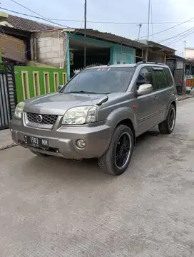 Nissan X-Trail 2005 Bensin