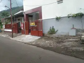 Dijual rumah kost  baru