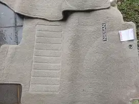 Karpet mobil nissan mulus