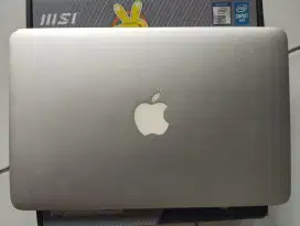 Macbook Air 2010 NVDIA 320M murah saja!