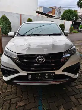 TOYOTA RUSH 1.5 TRD SPORTIVO BENSIN-AT 2018 PUTIH