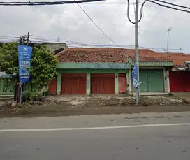 Dijual Ruko Lokasi Ramai di Jl. Utama Raya Karanganyar Tegal