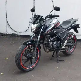 Honda CB 150R 2016 dp 1jt