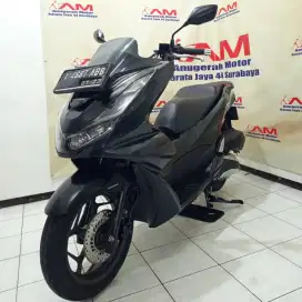 Honda PCX 160 CBS Tahun 2022 warna hitam