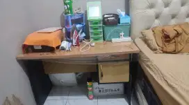 meja kerja / belajar