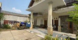 Rumah Pinggir Jalan Purwakarta Cibatu 700 m2