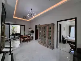 Rumah Mewah Lift Dijual Baciro Timoho Kota Jogja.JARANG ADA TERBAIK