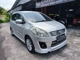 DP 2jt. Suzuki Ertiga GX 2014 AT