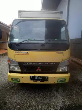 Mitsubishi Fuso Box 2009