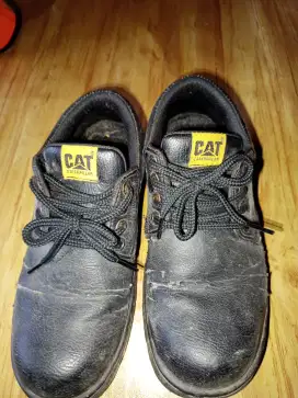 Di jual sepatu caterpillar kw 3