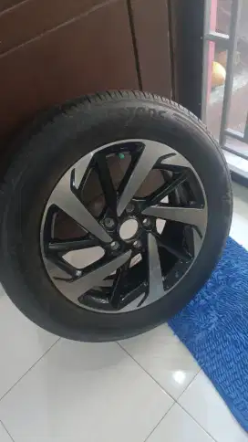 Velg dan Ban Rush GR 2021