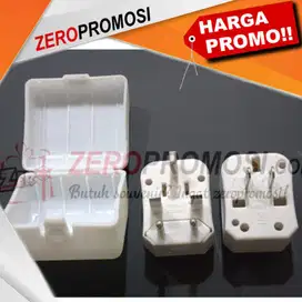Souvenir Promosi Travel Adapter Bisa Custom logo UAR01