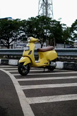 PIAGGIO VESPA MATIC LX 150 2VIE 2012 MURAH BERGARANSI