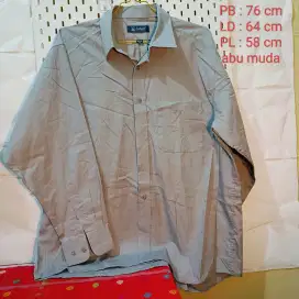 Kemeja big size kemeja jumbo pria polos abu muda merk ALLISAN original