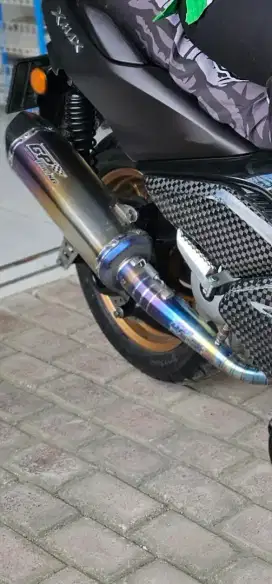 Knalpot X-MAX CONNECTED GP RACING TITANIUM ORI THAILAND