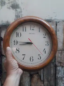 Antik vintage jam dinding seiko bodi kayu mrsin Skp akurat mulus