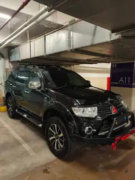 MITSUBISHI PAJERO DAKAR 4X4 VGT ISTIMEWA HITAM