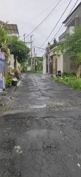 Di kontrakan tanah jalan Sedap Malam, Denpasar, Bali