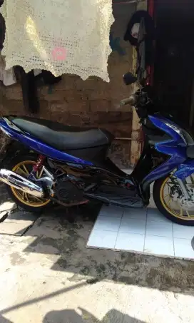 Dijual skywave 125 biru tahun 2007