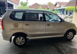 Toyota Avanza 2009 Bensin