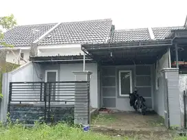 jual rumah murah  Jombang jual mau pindah dinas