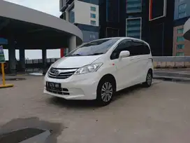 Honda Freed 2013 TDP 15jt Bergaransi bebas tabrak dan banjir