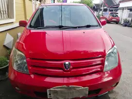 Toyota ist 2003 Bensin