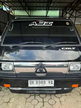 Mitsubishi L 300