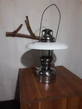 Lampu petromax classik merk Pinguin