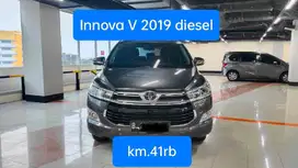 TOYOTA INNOVA 2.4 V diesel 2019 abu2x